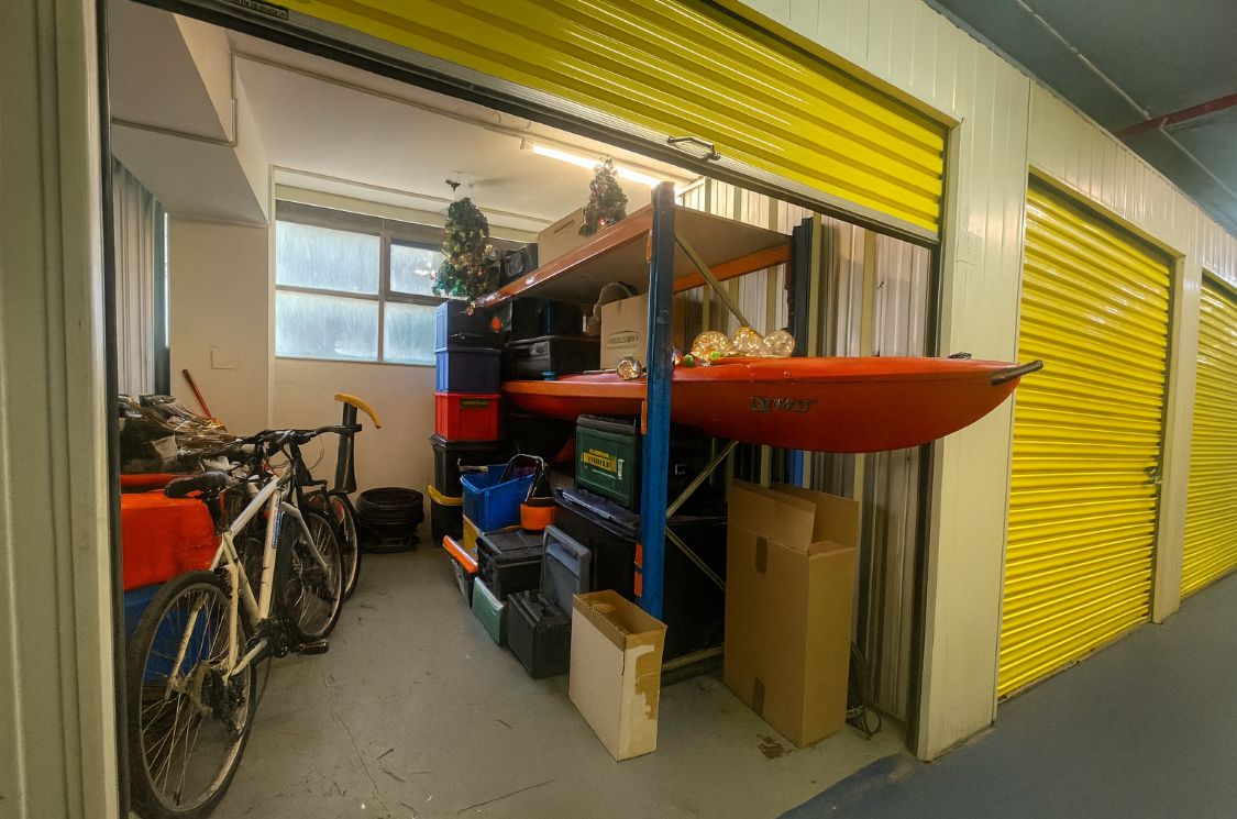 Clean storage unit facility